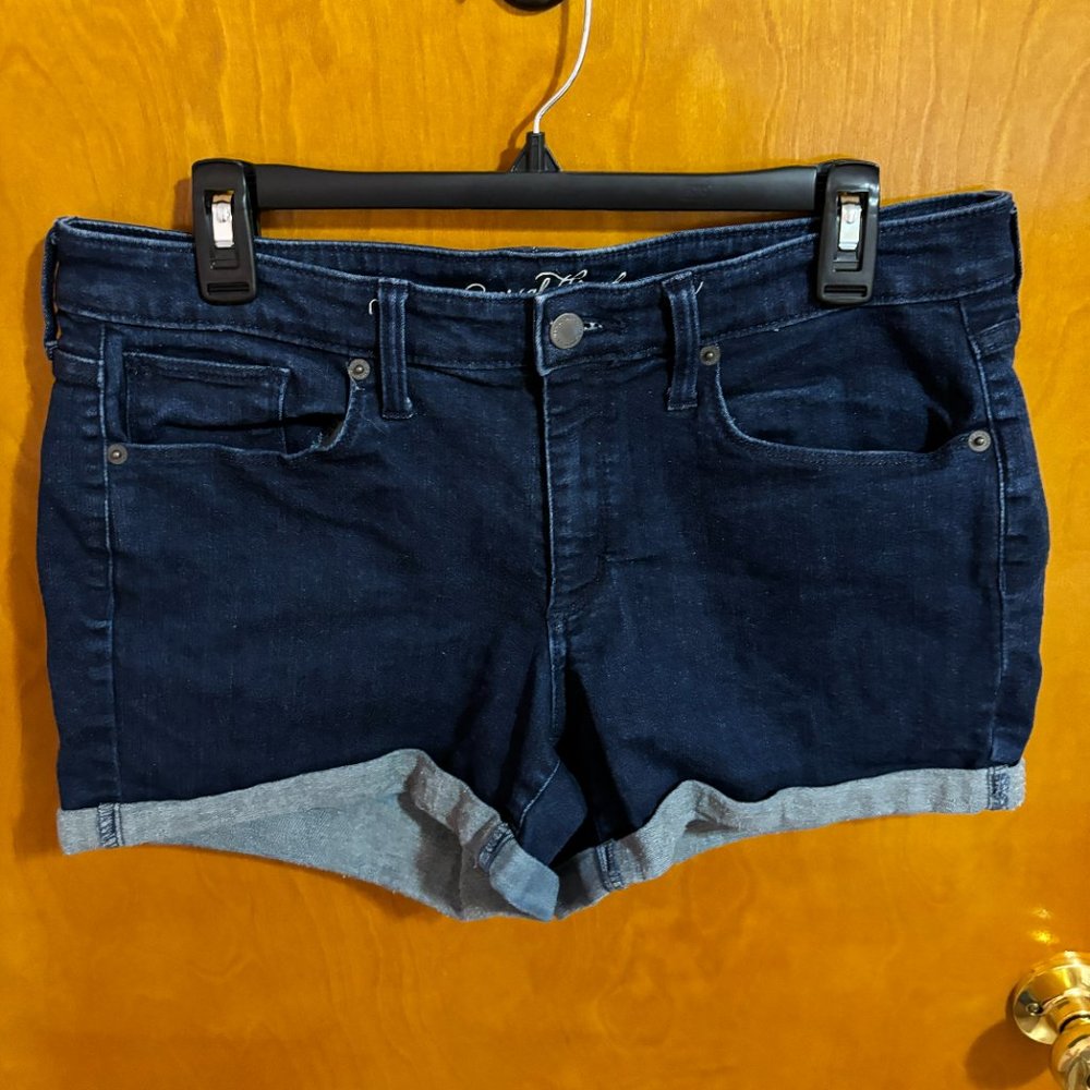 Universal Thread Dark Blue Jean Shorts - Picture 2 of 12